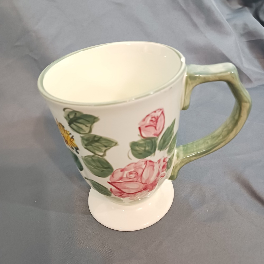 Home Trends Coffee Mug White Excellent Floral Rose Footed Ceramic